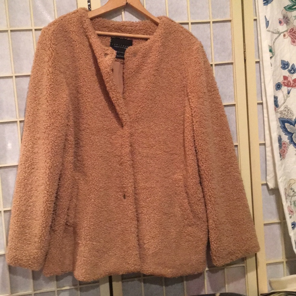 French Cut “Teddy Bear” 🐻 Super Comfy Plush Coat